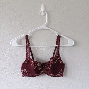 Gapbody Lace Burgundy Bra
